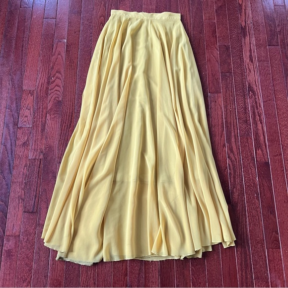 ❌SOLD Chic Wish Crop Top and Chiffon Maxi Skirt 2-piece set - XS - Picture 7 of 16